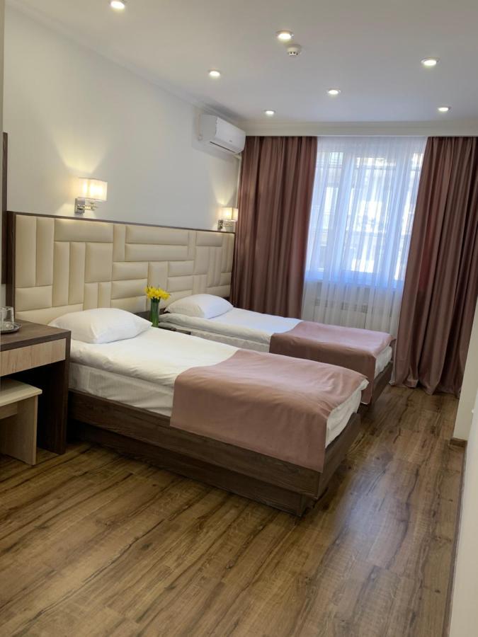 Vertoni Hotel Ереван Экстерьер фото