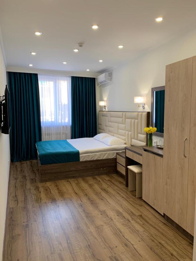 Vertoni Hotel Ереван Экстерьер фото